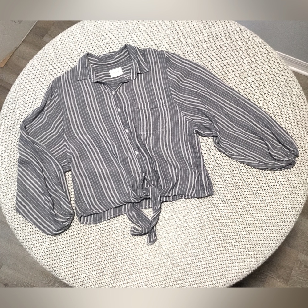 American Eagle Top Size M